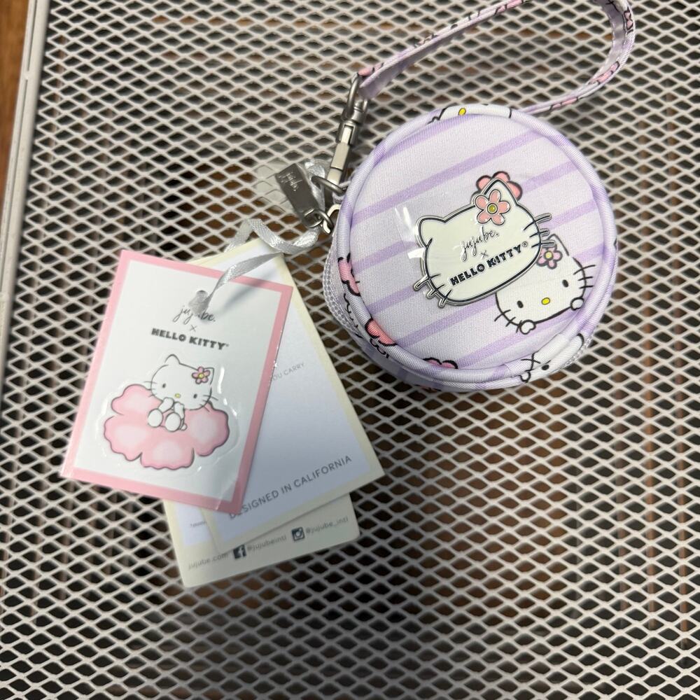JUJUBE Paci Pod Hello Kitty Collab -NWT